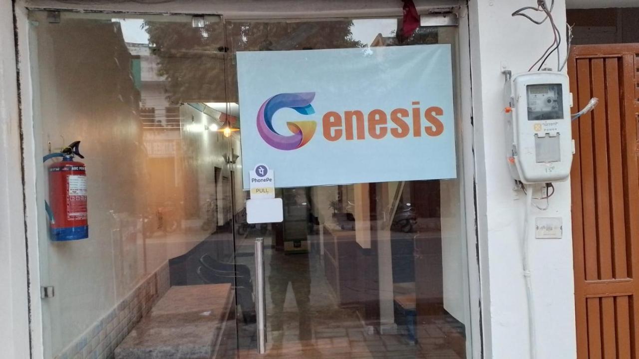 Genesis Homestay Agra  Bagian luar foto