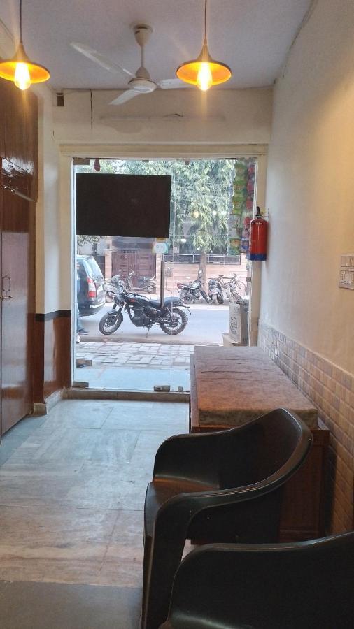 Genesis Homestay Agra  Bagian luar foto