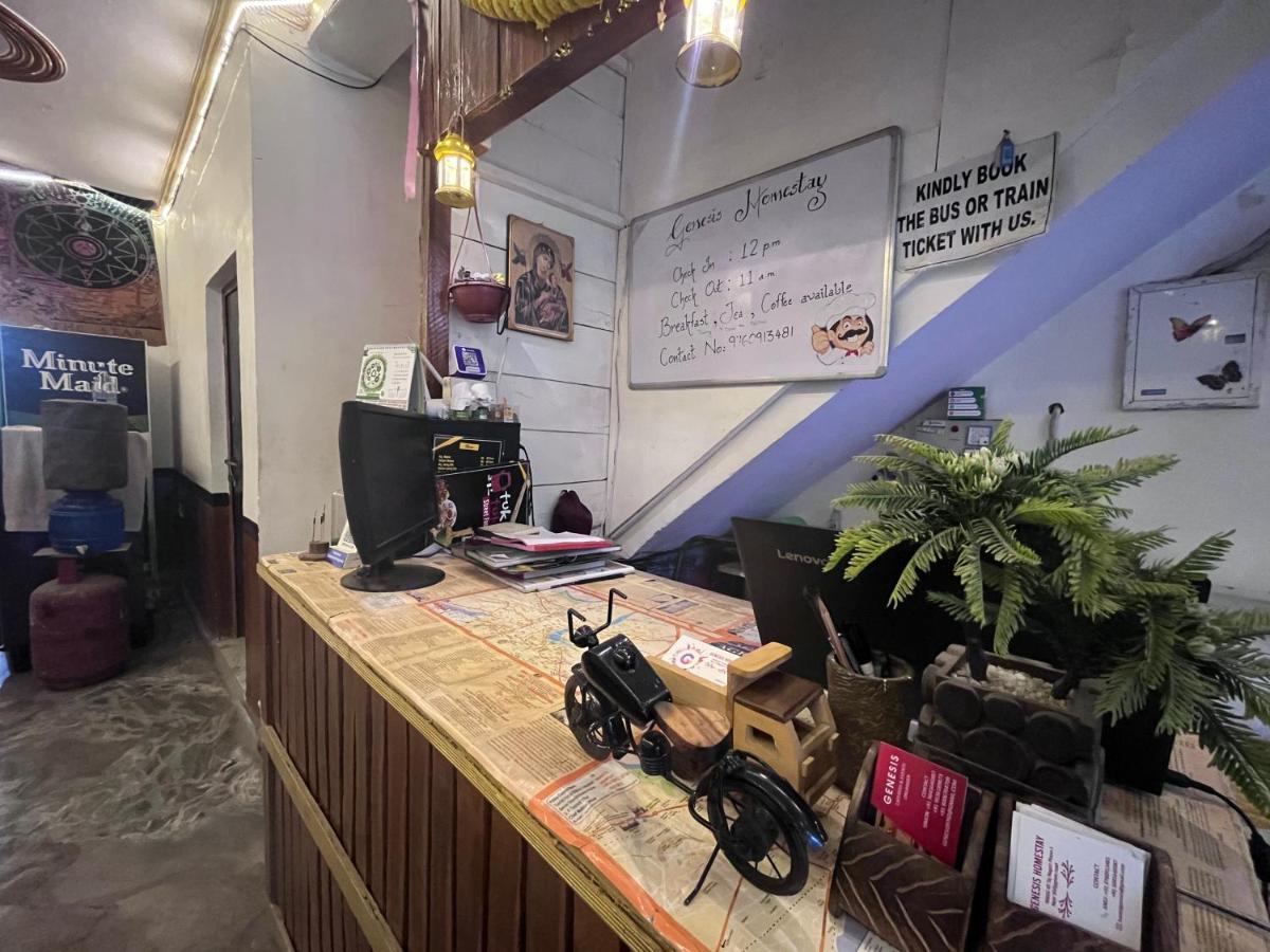 Genesis Homestay Agra  Bagian luar foto