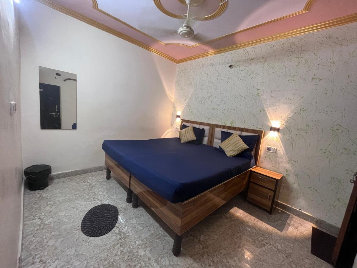 Genesis Homestay Agra  Bagian luar foto