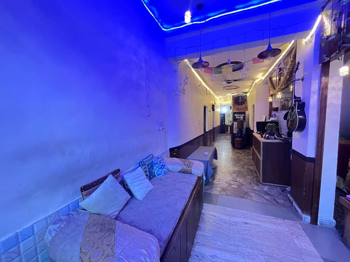 Genesis Homestay Agra  Bagian luar foto
