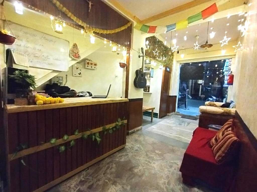 Genesis Homestay Agra  Bagian luar foto